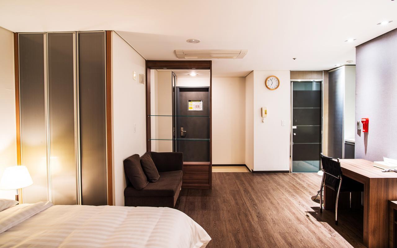Hotel Arinus Shinchon Seul Exterior foto