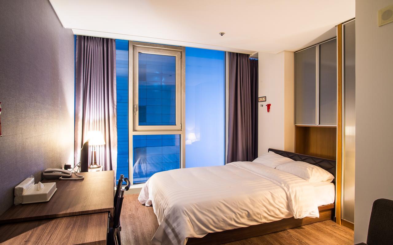 Hotel Arinus Shinchon Seul Exterior foto