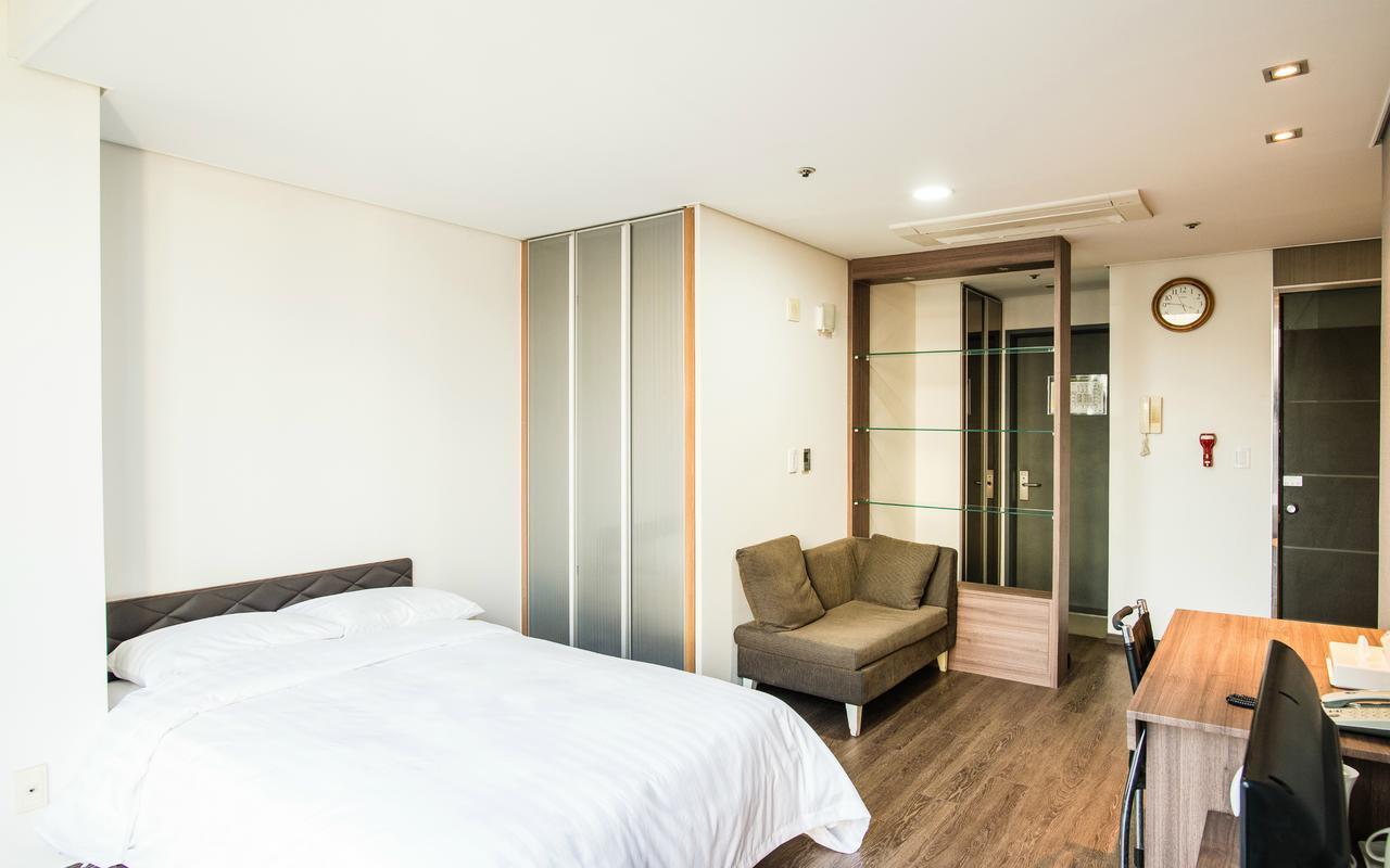 Hotel Arinus Shinchon Seul Exterior foto